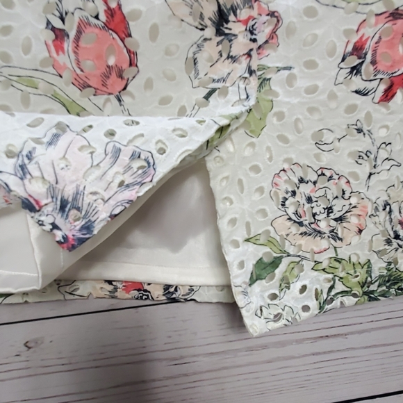 Ann Taylor skirt ❤ floral Spring eyelet - Picture 7 of 7